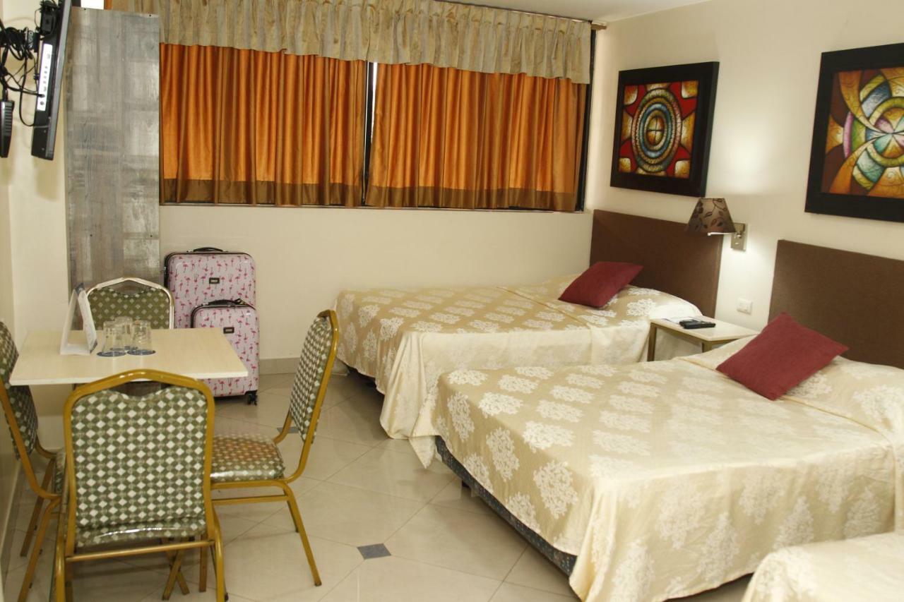 Hotel Varadero Internacional 瓜亚基尔 外观 照片