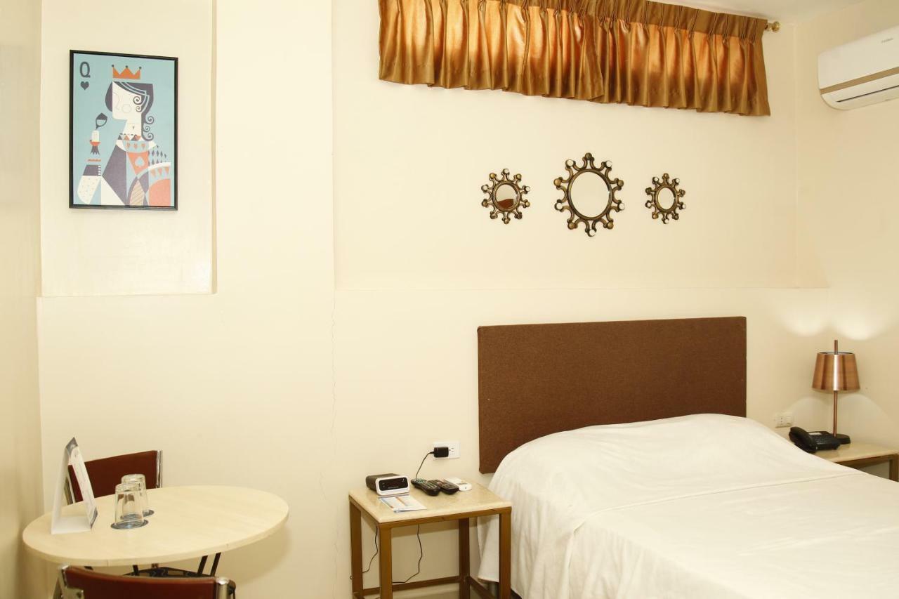 Hotel Varadero Internacional 瓜亚基尔 外观 照片