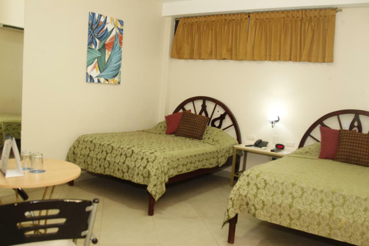 Hotel Varadero Internacional 瓜亚基尔 外观 照片